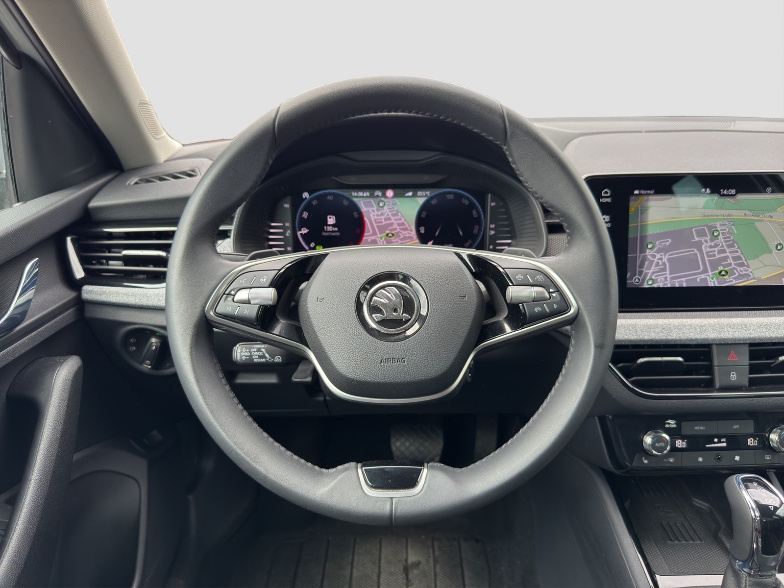 Skoda Kamiq 1.0 DRIVE AHK CAM LM17 EKLAPPE NAVI SITZHZ