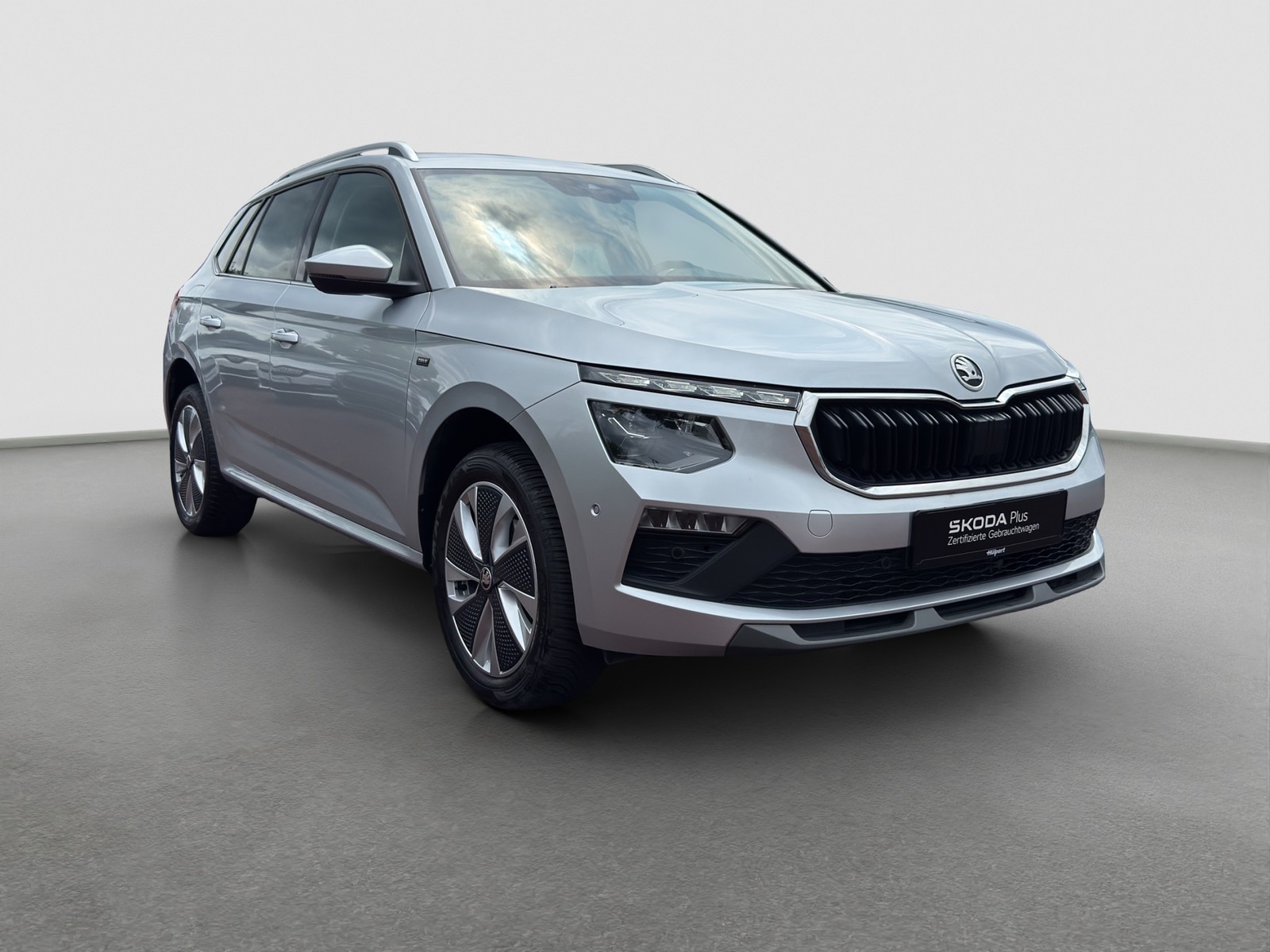 Skoda Kamiq 1.0 DRIVE AHK CAM LM17 EKLAPPE NAVI SITZHZ