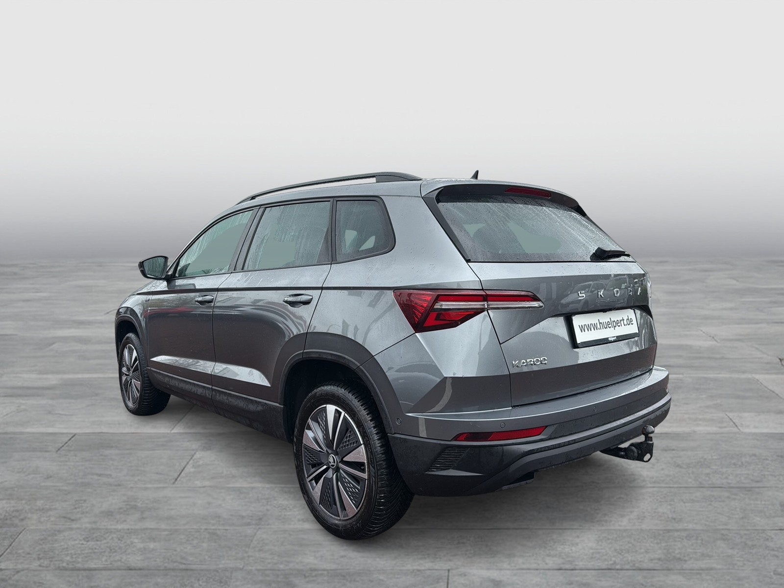 Skoda Karoq 1.5 TOUR PANO AHK 360°CAM E-KLAPPE NAVI