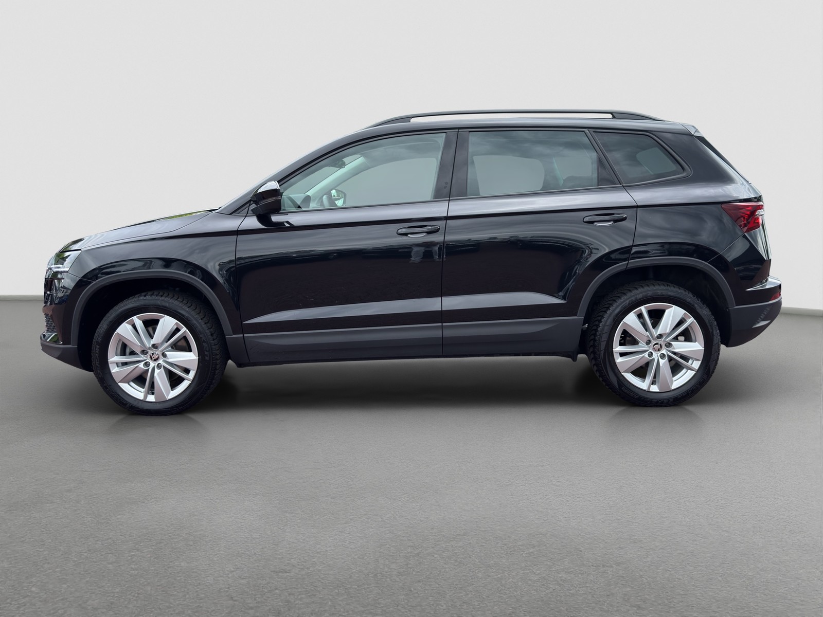 Skoda Karoq 1.5 SELECTION CAM ACC EKLAPPE NAVICOLUMBUS