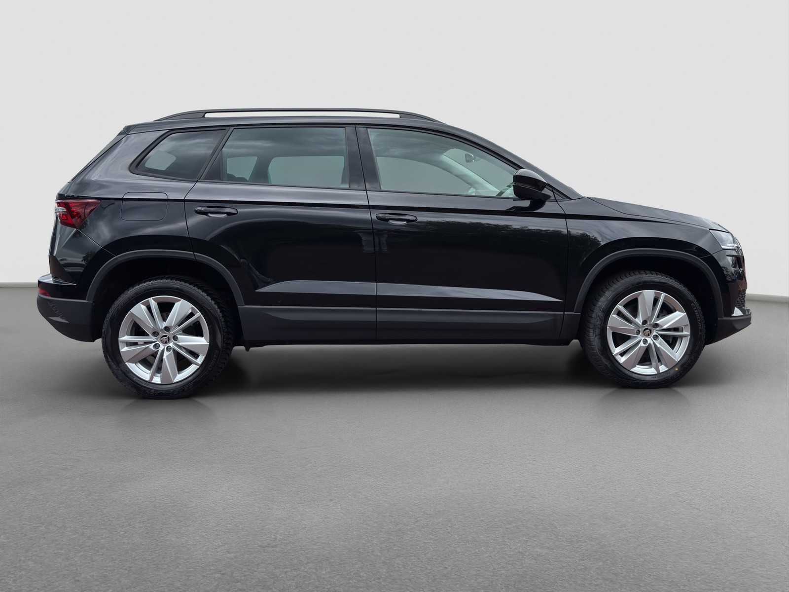 Skoda Karoq 1.5 SELECTION CAM ACC EKLAPPE NAVICOLUMBUS