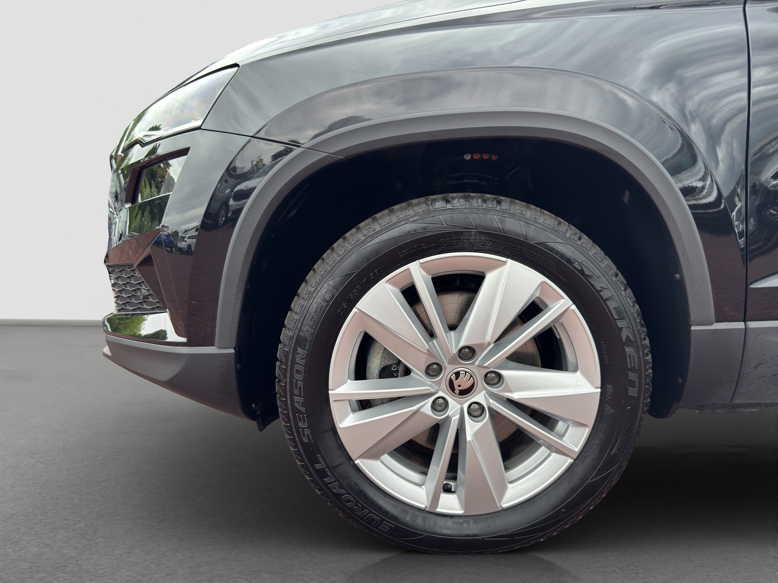 Skoda Karoq 1.5 SELECTION CAM ACC EKLAPPE NAVICOLUMBUS