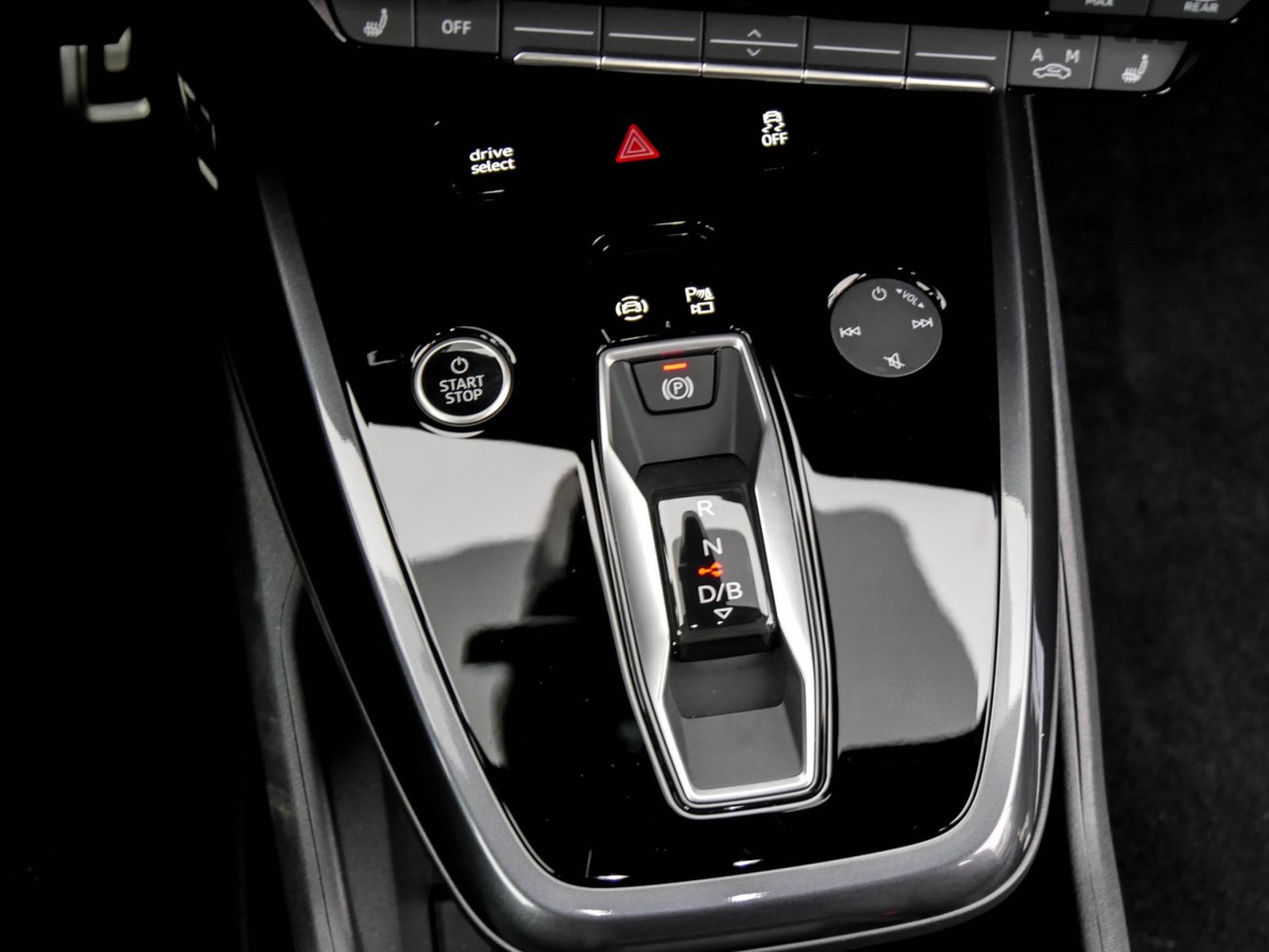 Audi Q4 e-tron Sportback 35 S LINE NAVI MATRIXLED CAM