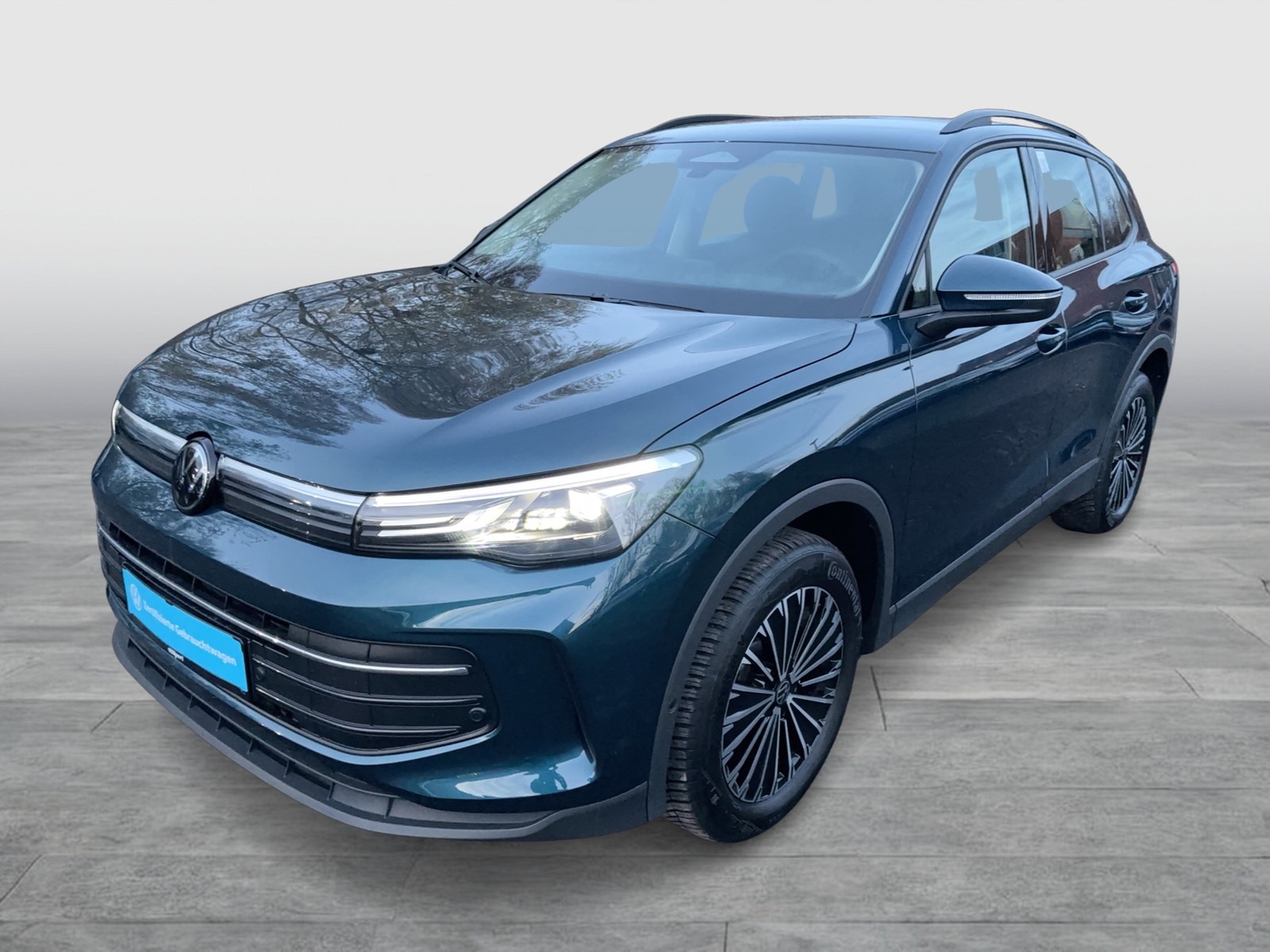 Volkswagen Tiguan 2.0 LIFE 4X4 KAMERA AHK ACC eKLAPPE ALU18