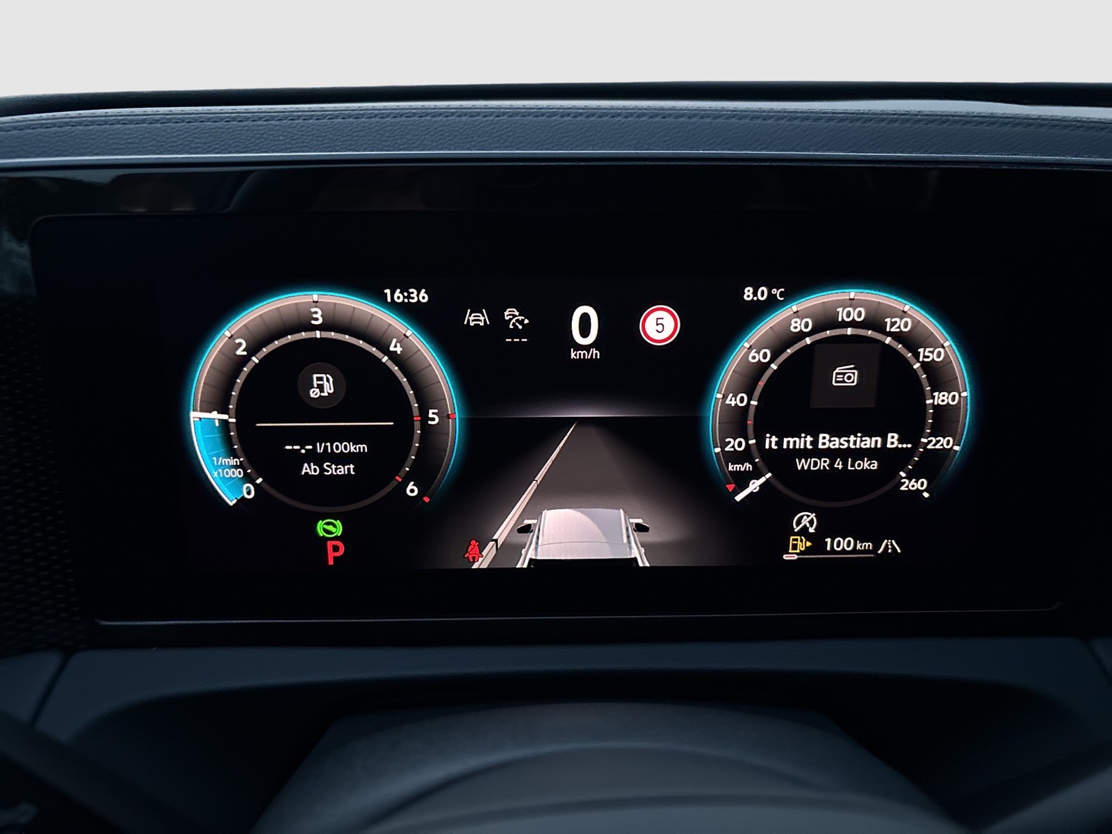 Volkswagen Tiguan 2.0 LIFE 4X4 KAMERA AHK ACC eKLAPPE ALU18