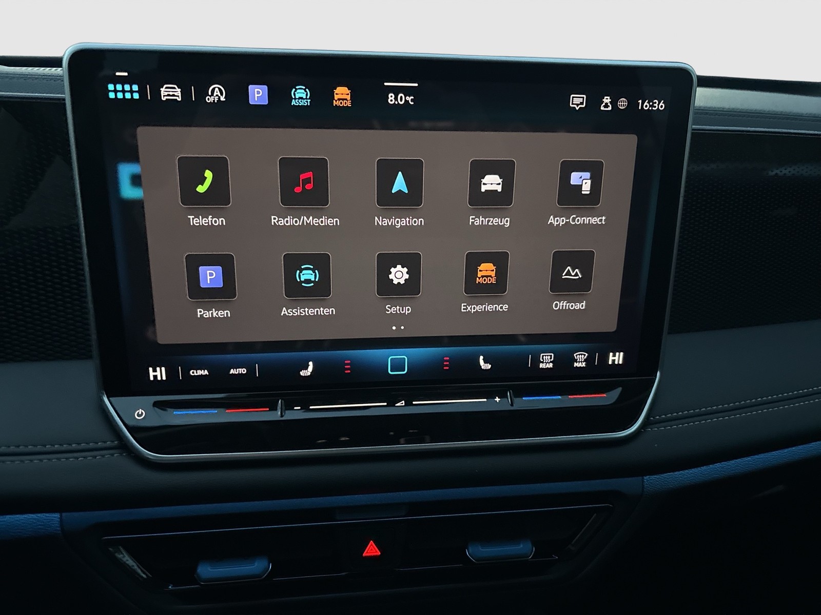 Volkswagen Tiguan 2.0 LIFE 4X4 KAMERA AHK ACC eKLAPPE ALU18