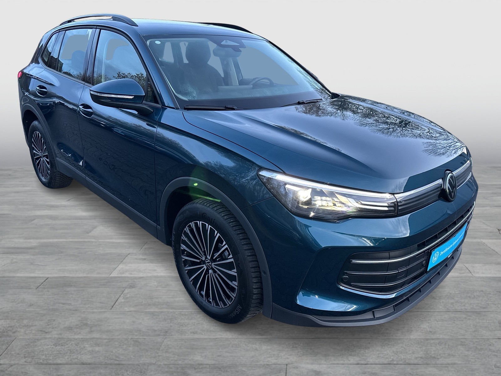 Volkswagen Tiguan 2.0 LIFE 4X4 KAMERA AHK ACC eKLAPPE ALU18