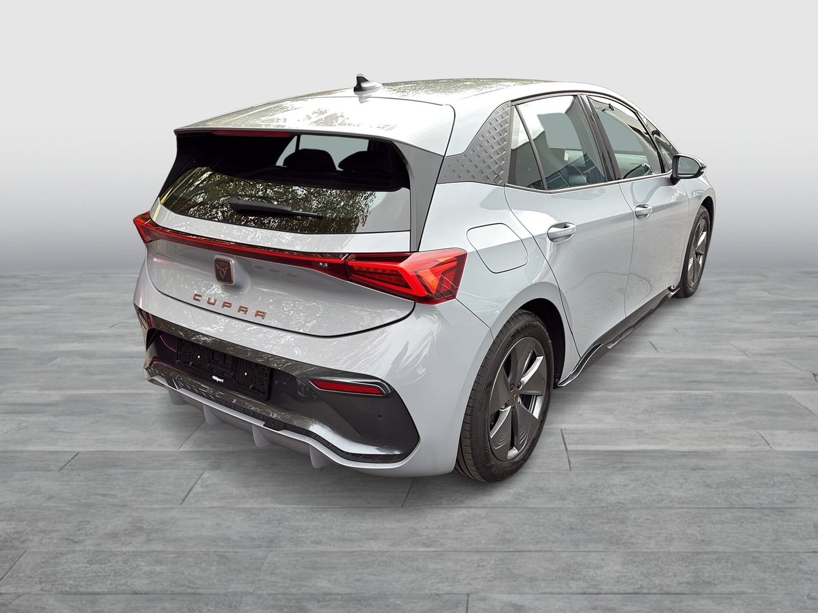 Cupra Born CAM ACC LM18 NAVI SITZHEIZUNG EINPARKHILFE