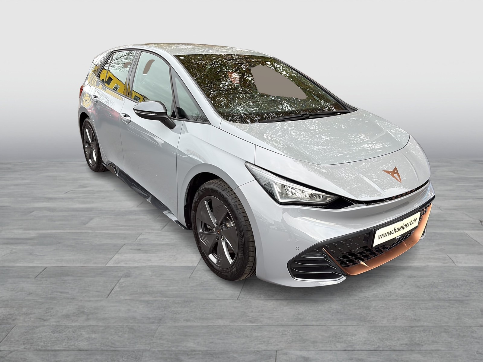 Cupra Born CAM ACC LM18 NAVI SITZHEIZUNG EINPARKHILFE