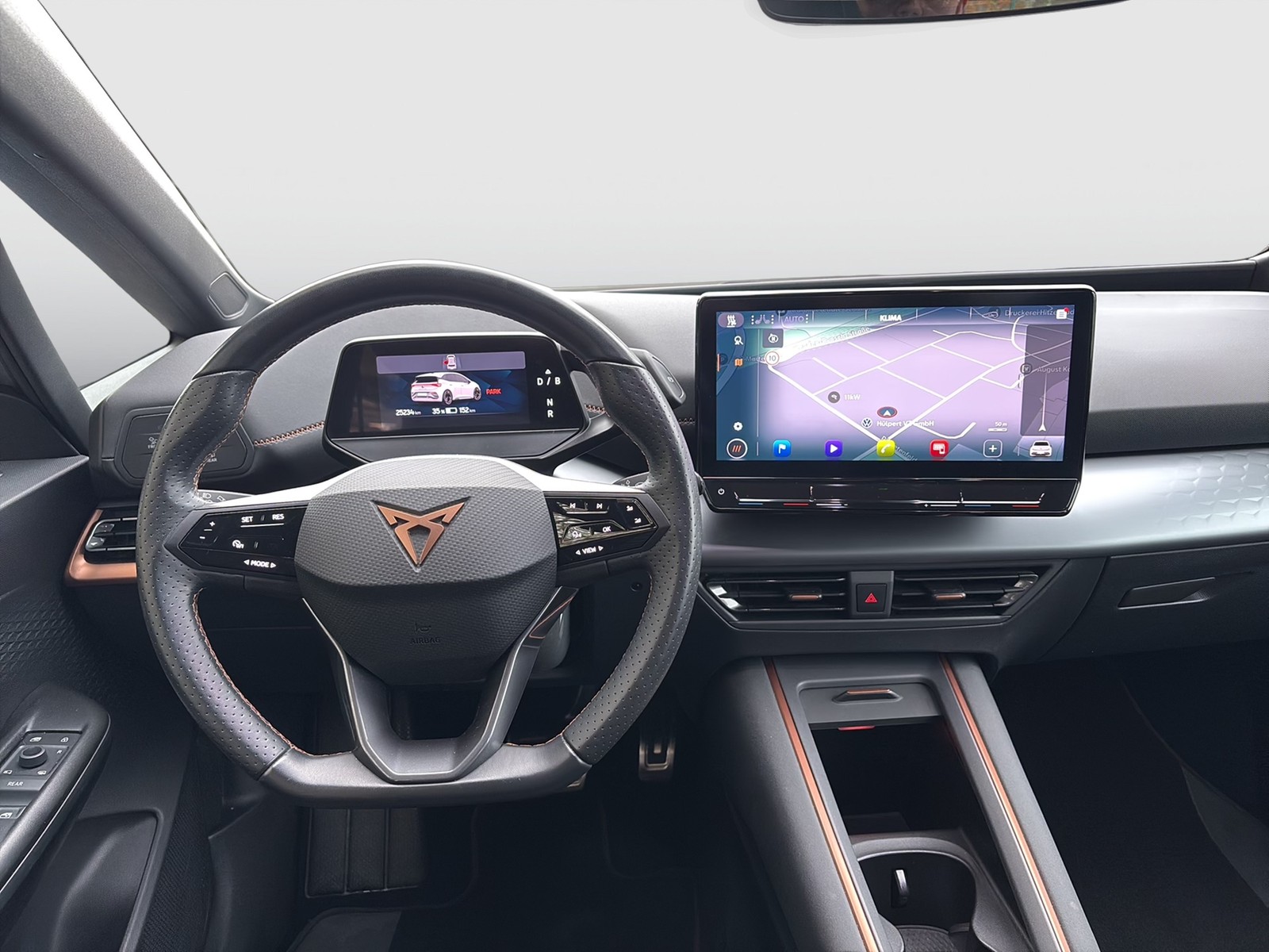 Cupra Born CAM ACC LM18 NAVI SITZHEIZUNG EINPARKHILFE