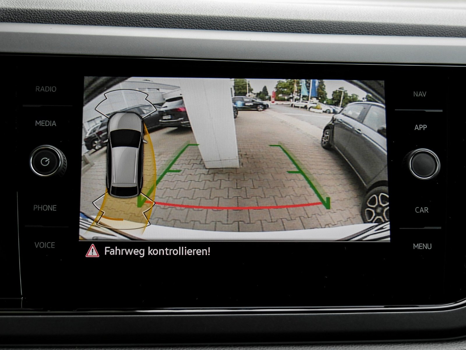 Volkswagen Taigo 1.5 R-LINE DSG BLACKSTYLE PANO CAM NAVI