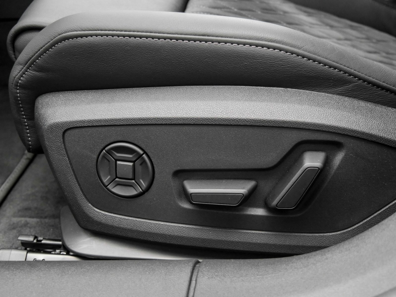 Audi A6 Limousine TDI quattro S tronic S Line EditionOne+Memory+Carbon+Sportsitze+