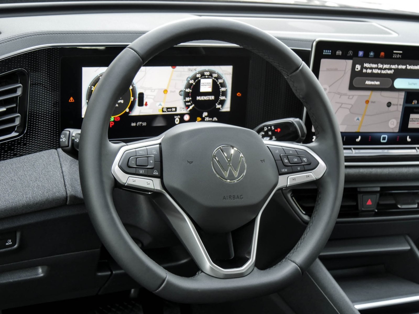 Volkswagen Tiguan 1.5 eTSI NEUES MODELL AHK CAM NAVI SITZHZ