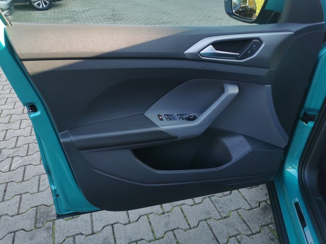 Volkswagen T-Cross 1.0 ACTIVE AHK KAMERA NAVI ALU SITZHEIZ