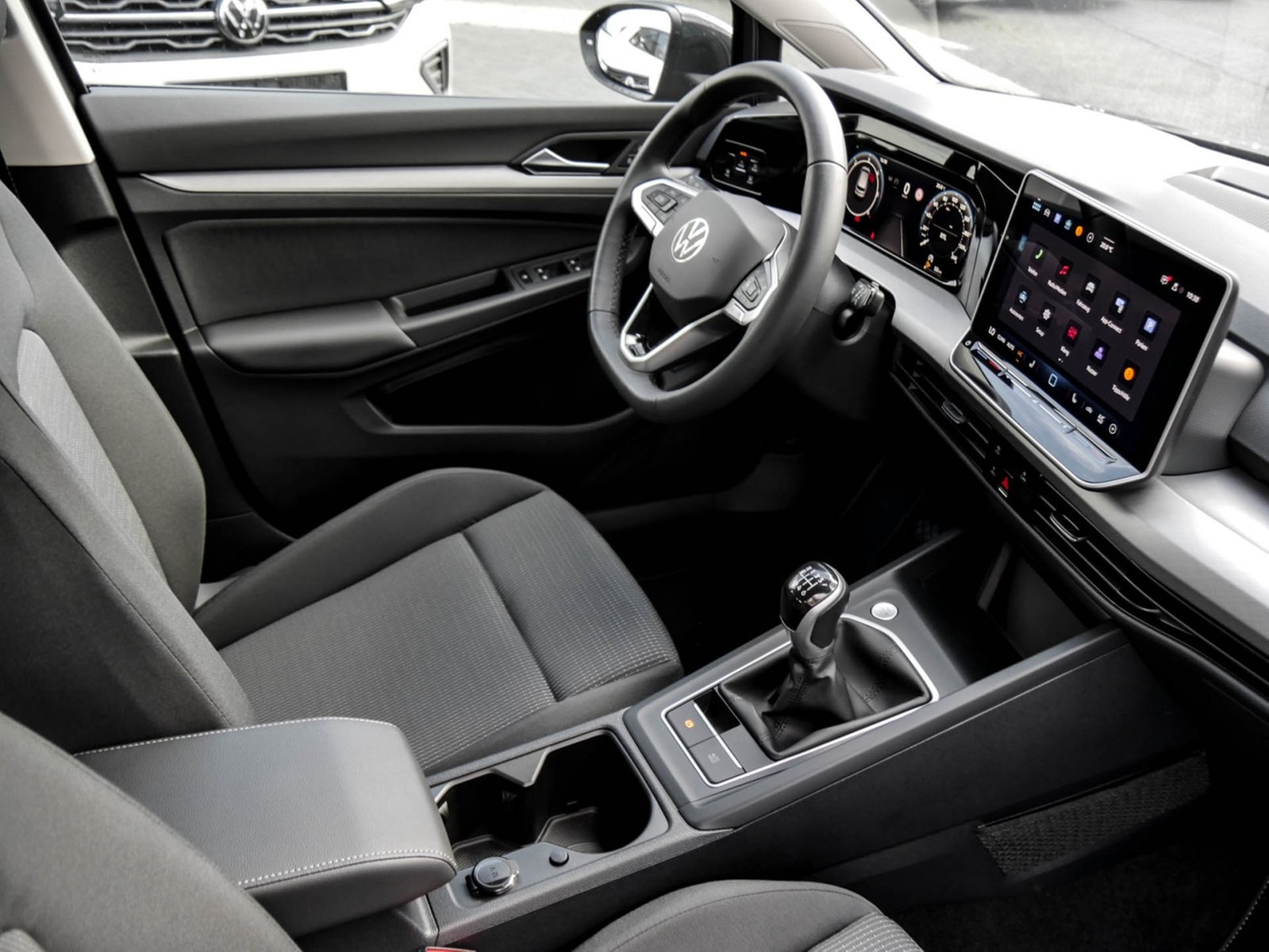 Volkswagen Golf VIII 2.0 FACELIFT CARPLAY SITZHEIZUNG