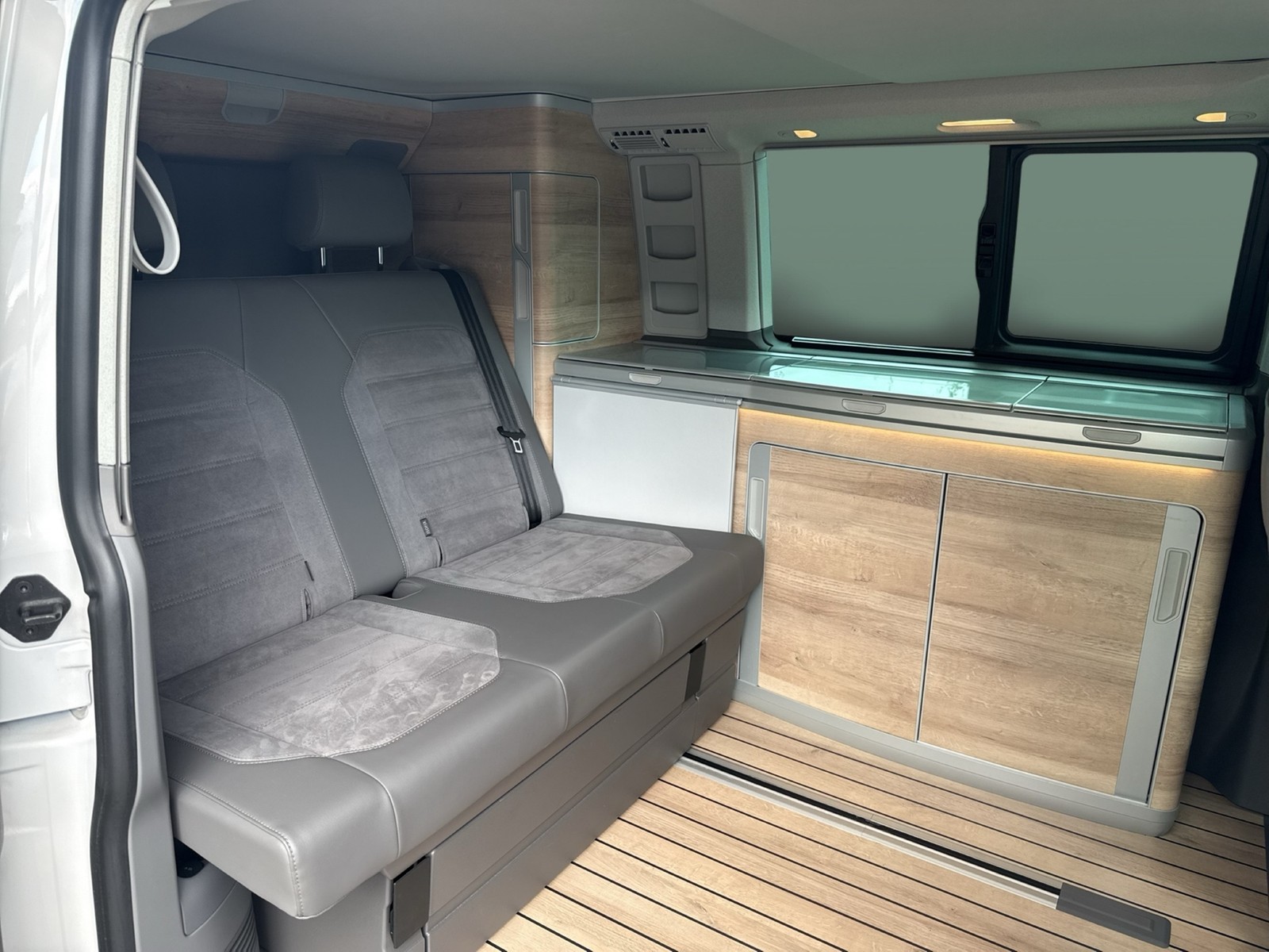 Volkswagen T6 California 2.0 T6.1 Ocean 4X4 STANDHZ. AHK