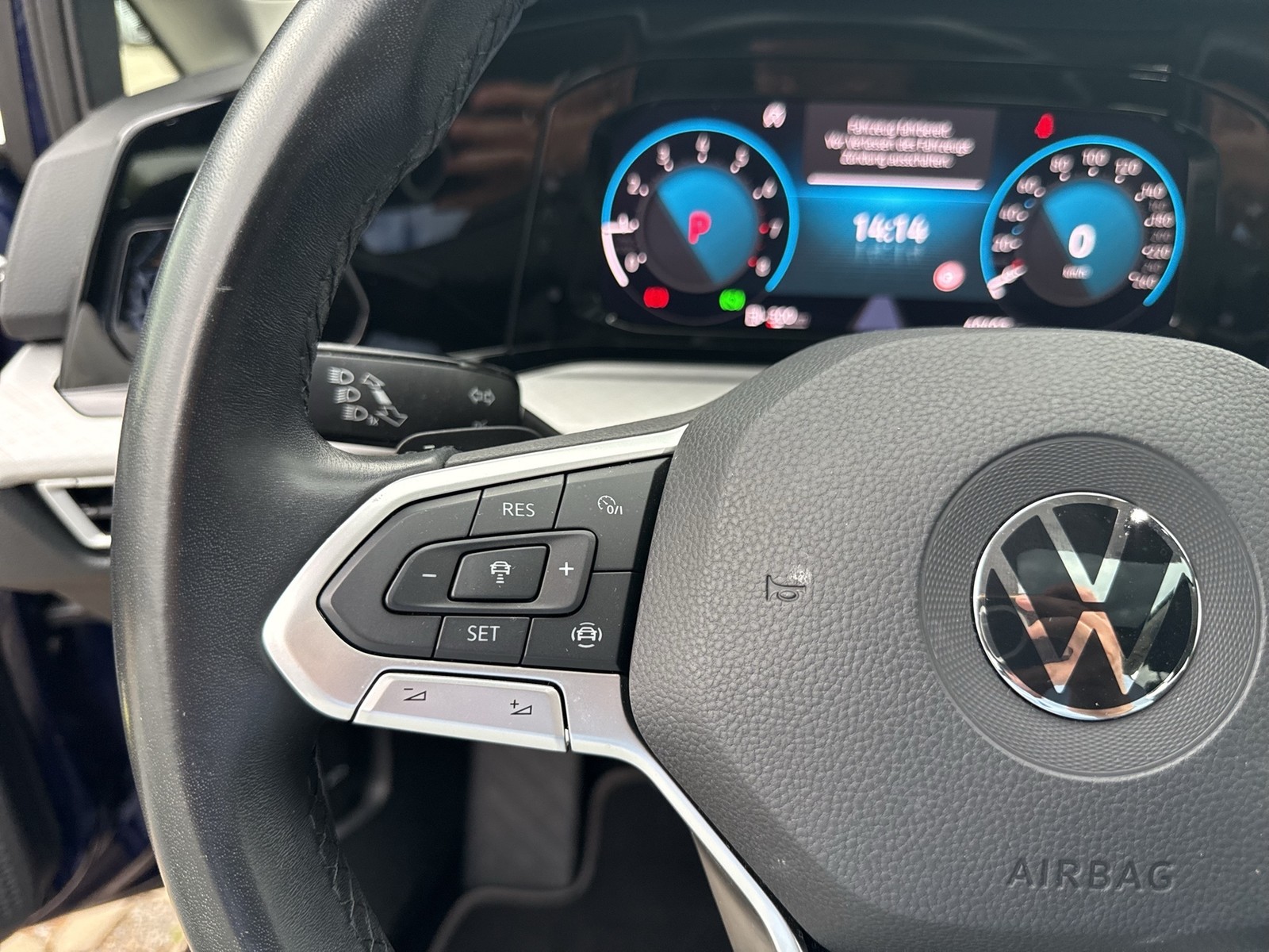 Volkswagen Golf Variant 1.0 eTSI LIFE PANO KAMERA ACC NAVI