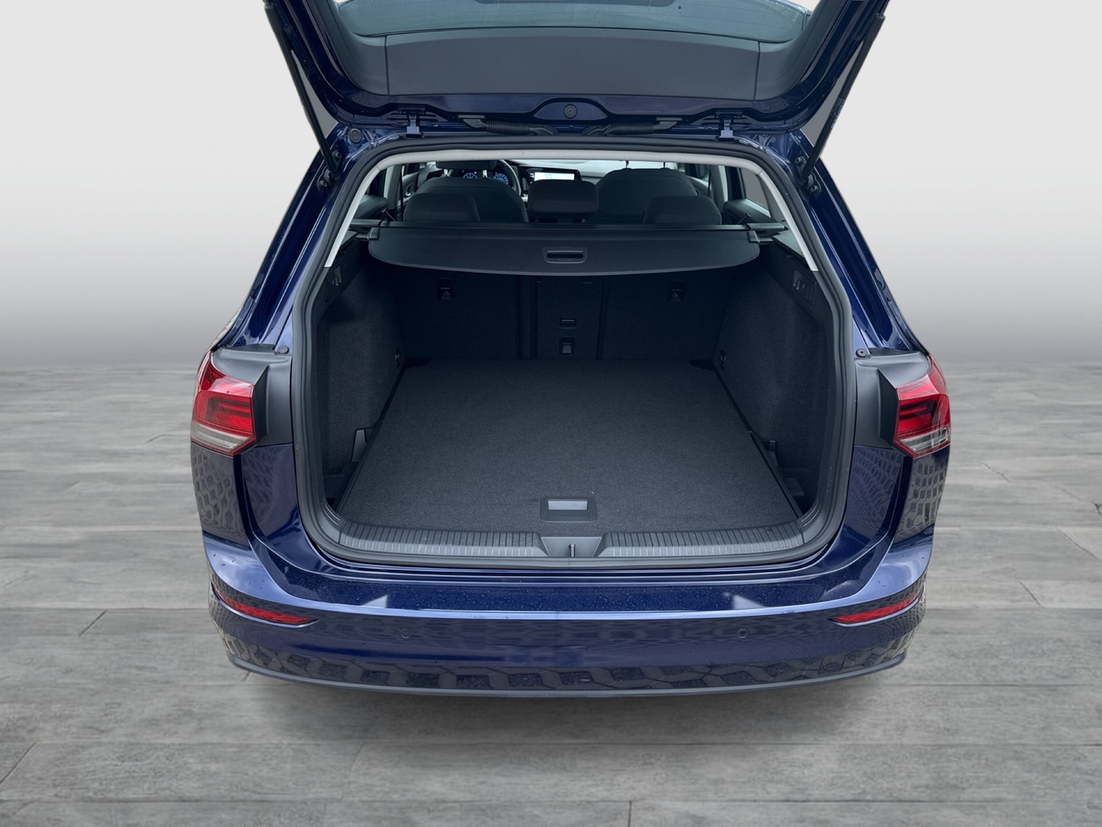 Volkswagen Golf Variant 1.0 eTSI LIFE PANO KAMERA ACC NAVI