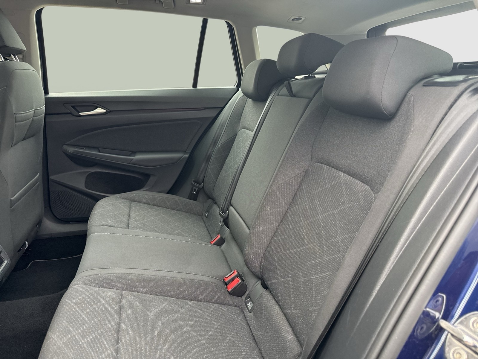 Volkswagen Golf Variant 1.0 eTSI LIFE PANO KAMERA ACC NAVI