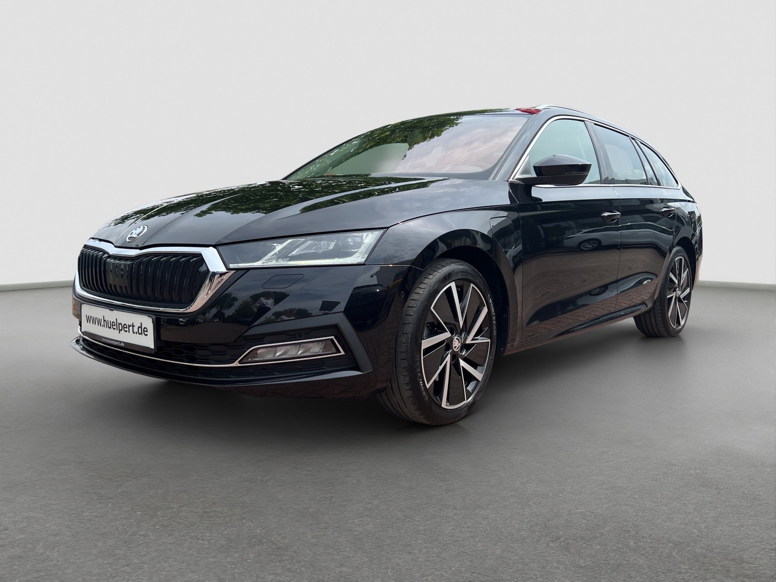 Skoda Octavia Combi 1.4 iV STYLE AHK CAM ACC LM18 NAVI
