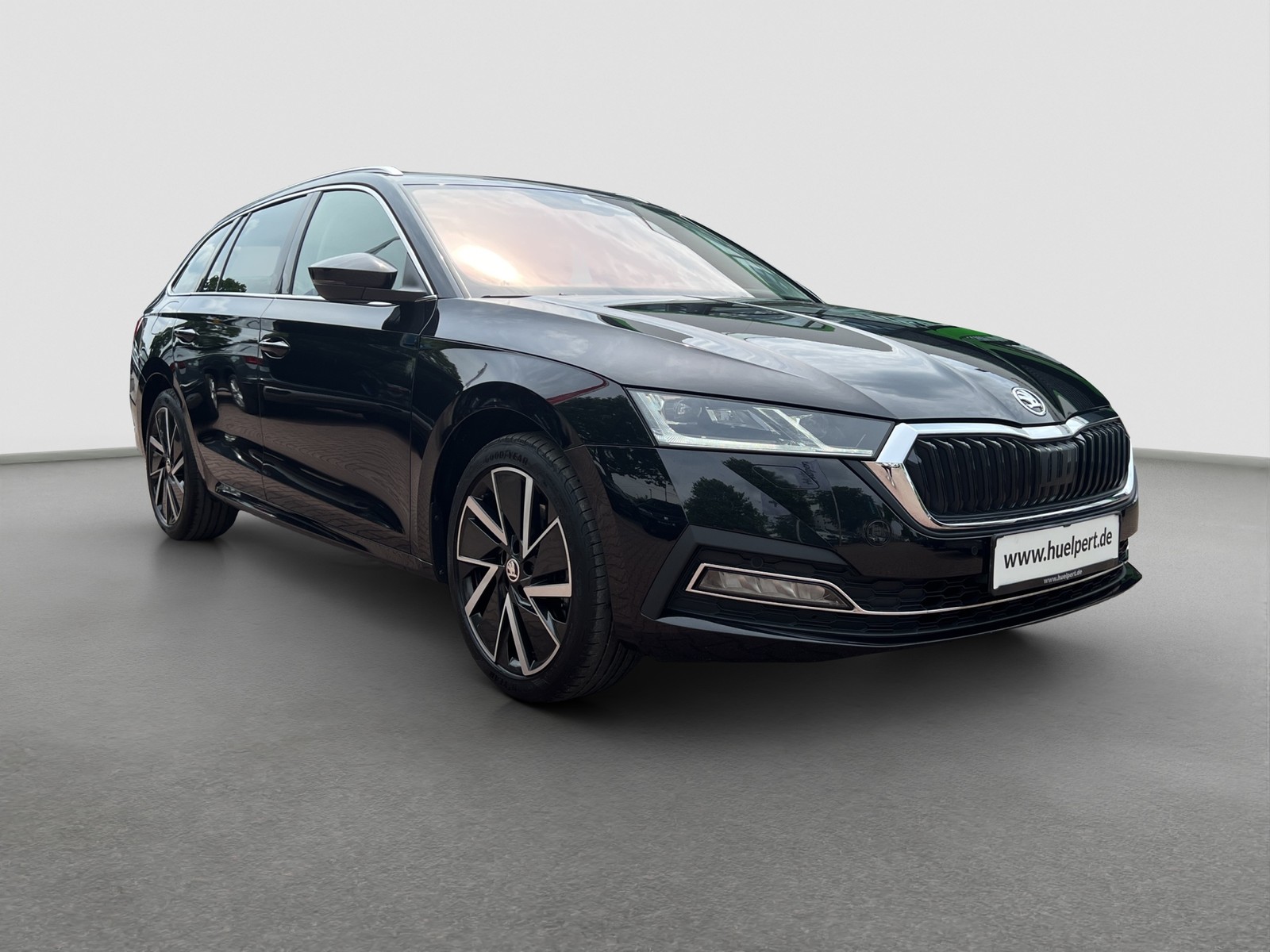 Skoda Octavia Combi 1.4 iV STYLE AHK CAM ACC LM18 NAVI