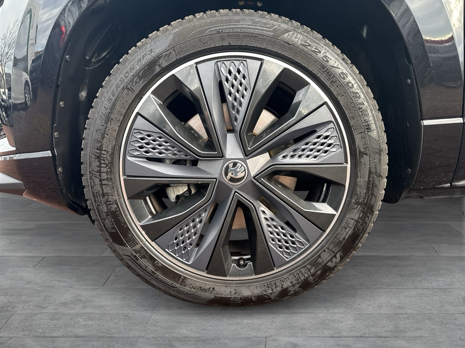 Skoda Karoq 2.0 SPORTLINE 4X4 PANO AHK CAM ACC EKLAPPE