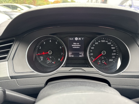 Volkswagen Passat Variant 1.5 CAM NAVI CARPLAY SITZHEIZUNG