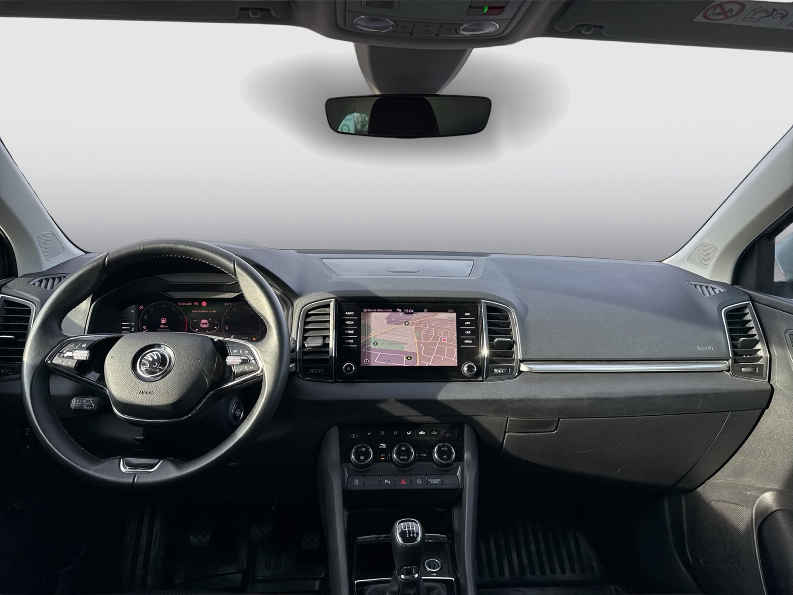 Skoda Karoq 1.5 TOUR CAM ACC E-KLAPPE NAVI LM17 SITZHZ