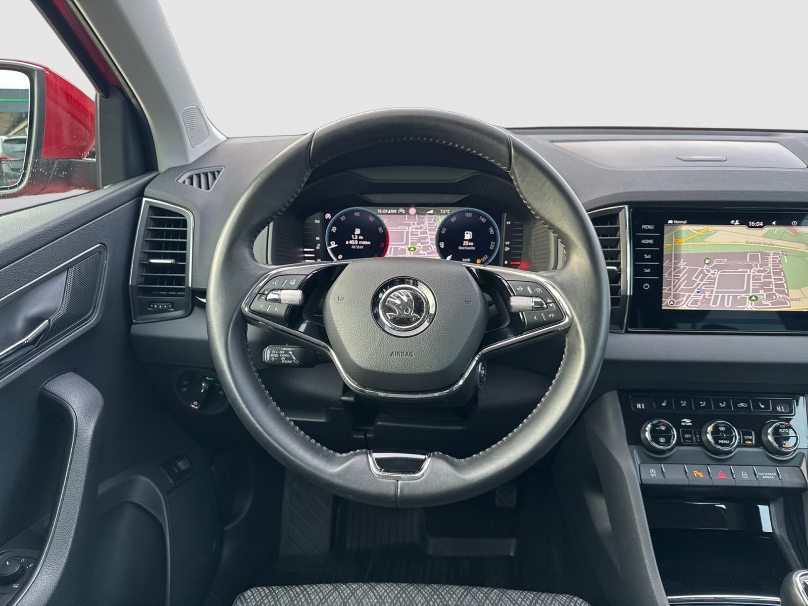 Skoda Karoq 1.5 STYLE AHK CAM ACC MATRIX E-KLAPPE NAVI