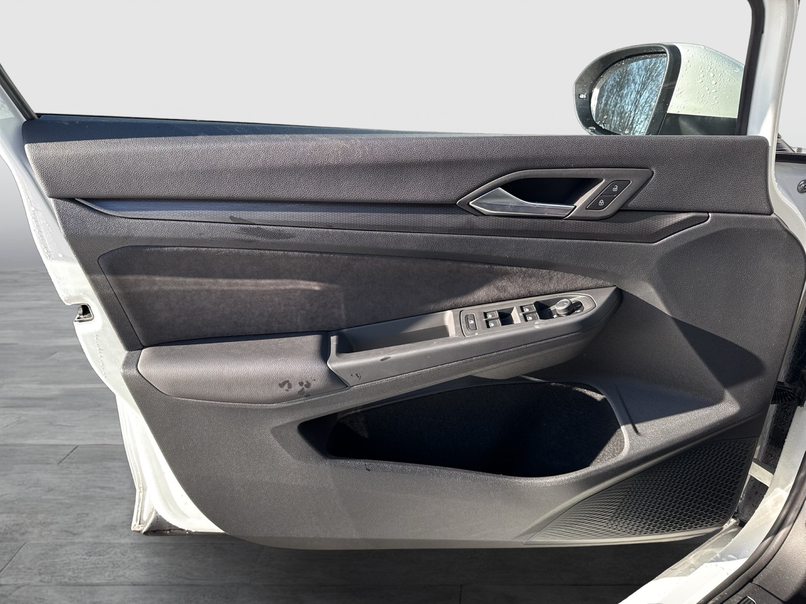 Volkswagen Golf VIII 2.0 GTI CARPLAY LM17 SPORTFAHRWERK