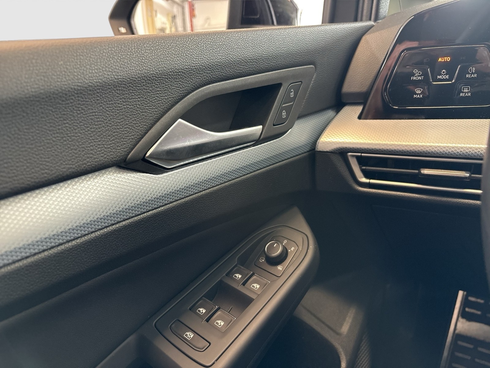 Volkswagen Golf Variant VIII 2.0 GOAL AHK 360CAM ACC MATRIX