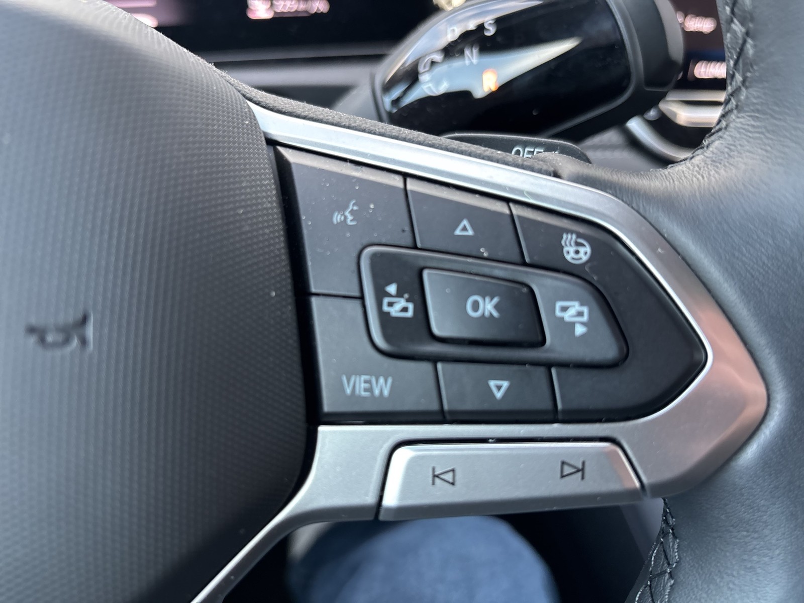 Volkswagen Tiguan 1.5 HYBRID LIFE AHK CAM ACC LM18 NAVI