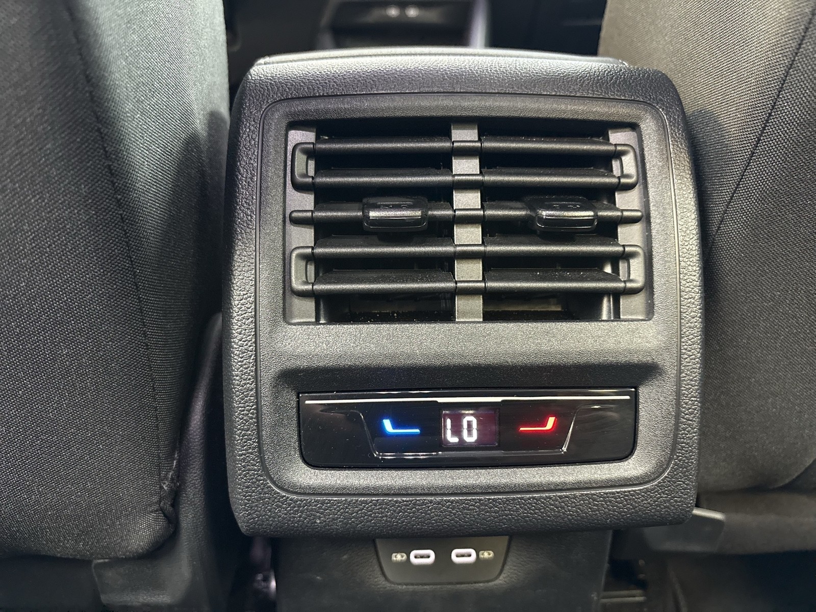 Volkswagen Golf Variant VIII 2.0 LIFE CAM ACC CARPLAY ALU