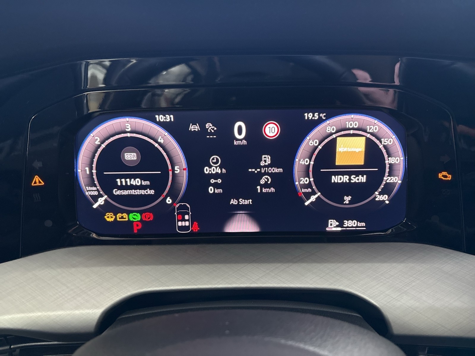 Volkswagen Golf Variant VIII 2.0 LIFE CAM ACC CARPLAY ALU