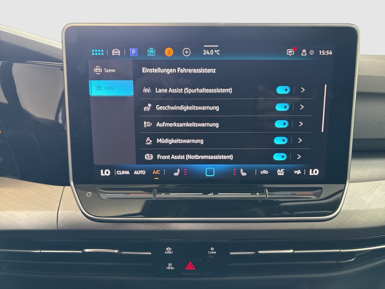 Volkswagen Golf Variant VIII 2.0 LIFE CAM ACC CARPLAY ALU