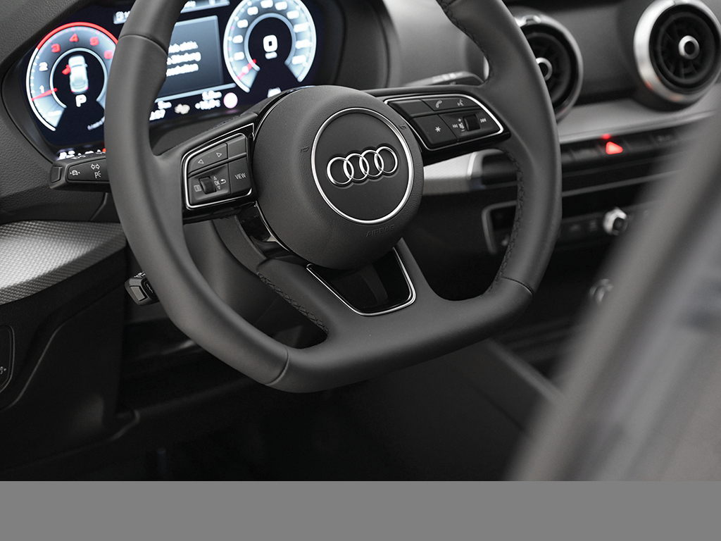 Audi Q2 35 TFSI S tronic advanced AHK+Sonnenschutzverglasung+Komfortpaket