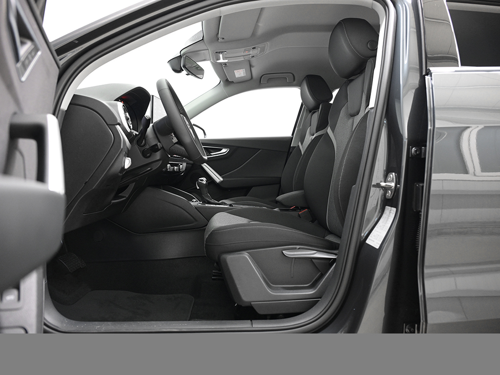 Audi Q2 35 TFSI S tronic advanced AHK+Sonnenschutzverglasung+Komfortpaket