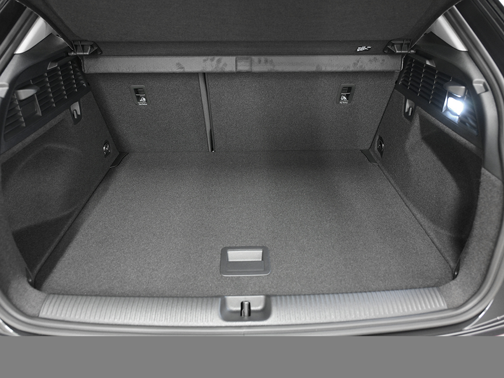 Audi Q2 35 TFSI S tronic advanced AHK+Sonnenschutzverglasung+Komfortpaket