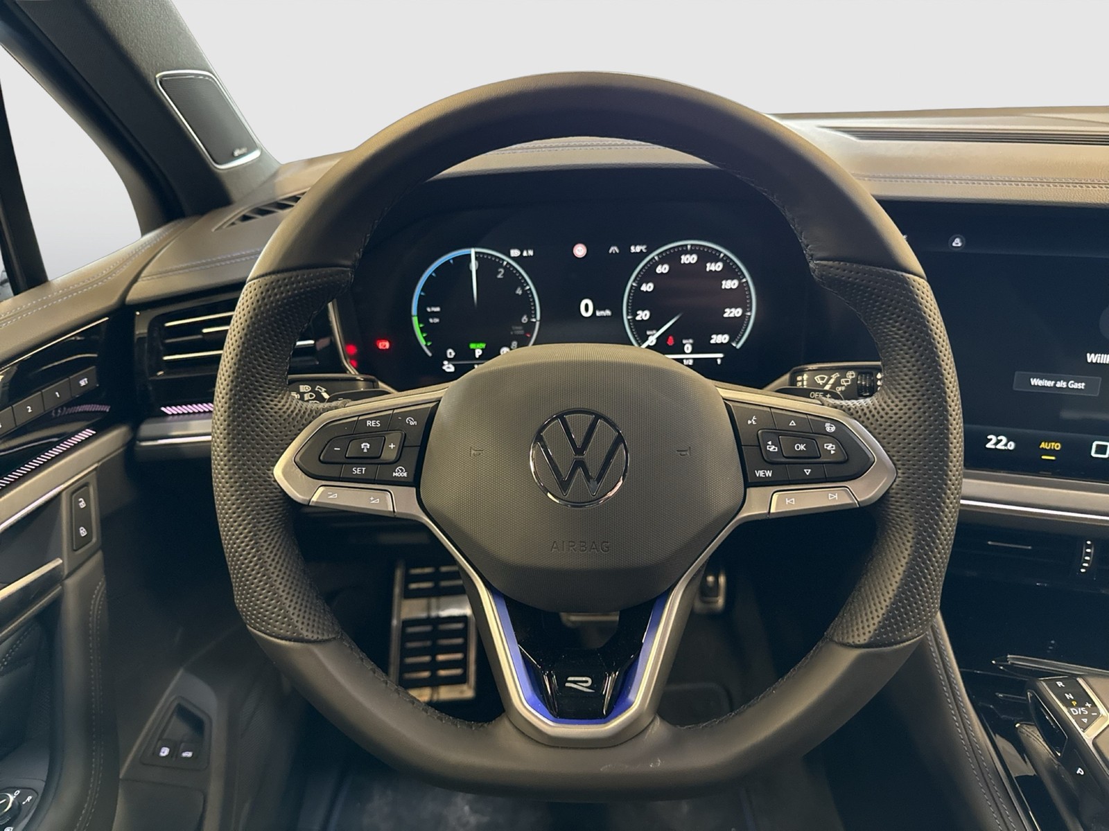 Volkswagen Touareg HYBRID R DYNAUDIO AHK 360CAM ACC LM21