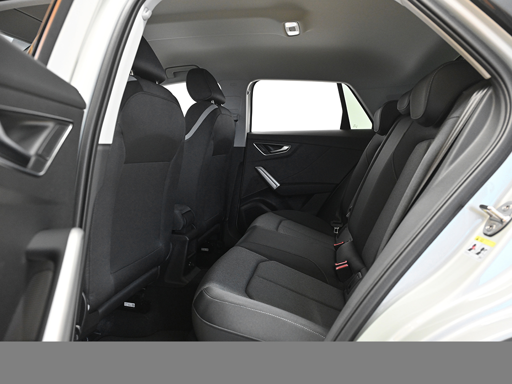 Audi Q2 35 TFSI S tronic advanced AHK+AssistenzpaketParken+Sonnenschutzverglasung