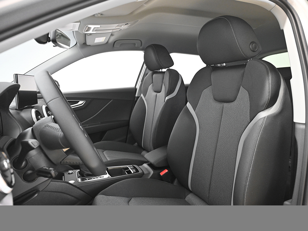 Audi Q2 35 TFSI S tronic advanced AHK+AssistenzpaketParken+Sonnenschutzverglasung