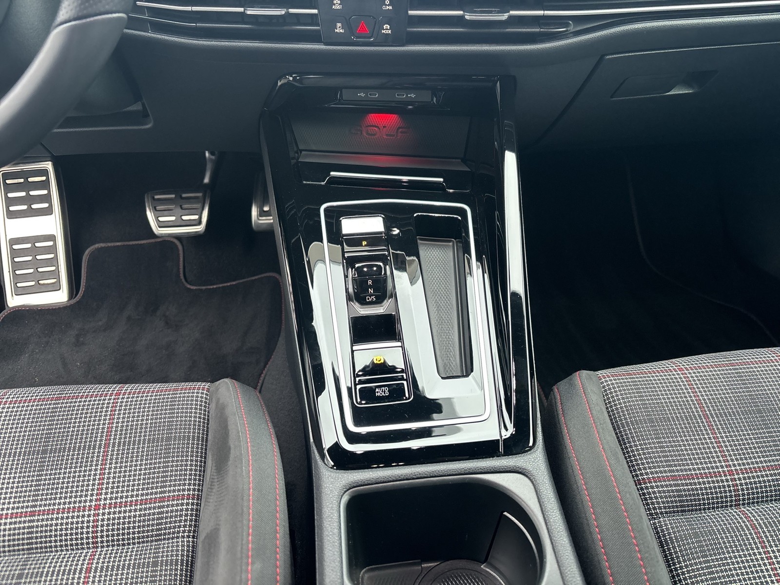 Volkswagen Golf VIII 2.0 GTI KAMERA HeadUp NAVI LED+