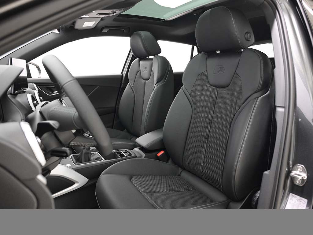 Audi Q2 35 TFSI S Line PANO+AHK+Sonnenschutzverglasung+Komfortpaket