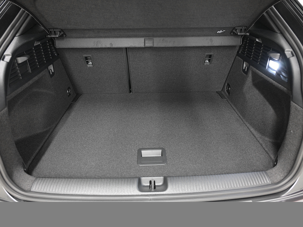 Audi Q2 35 TFSI S Line PANO+AHK+Sonnenschutzverglasung+Komfortpaket