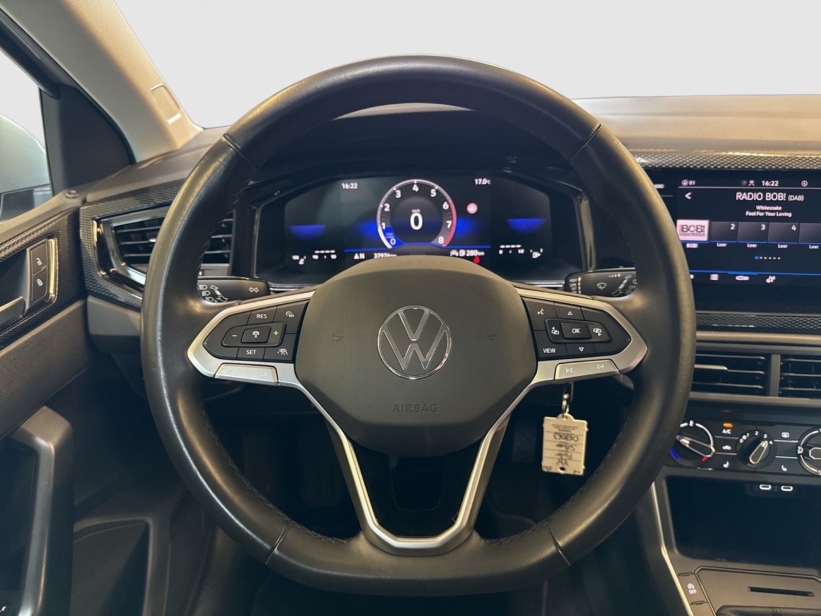 Volkswagen Polo 1.0 LIFE ACC NAVI CARPLAY LED SITZHEIZUNG