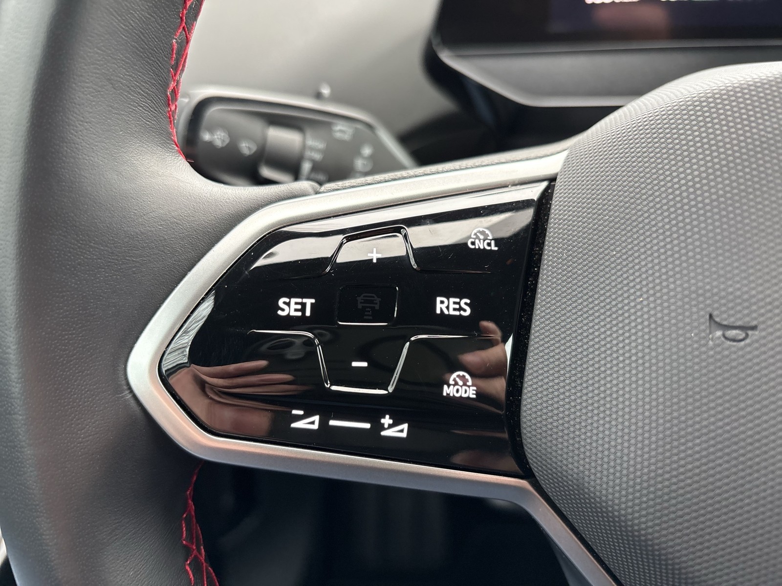 Volkswagen ID.4 GTX 4X4 WÄRMEPUMPE ACC LM20 MATRIXLED NAVI