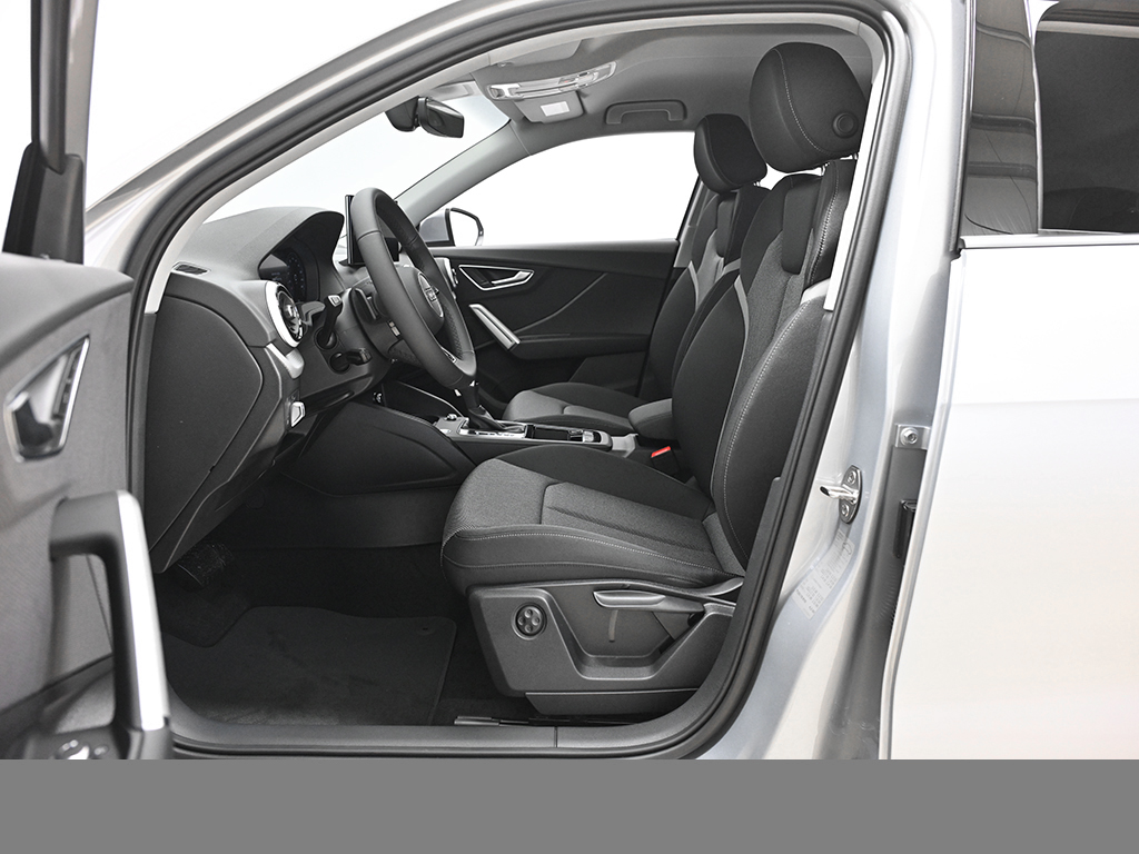 Audi Q2 35 TFSI S tronic advanced AHK+Sonnenschutzverglasung+Komfortpaket