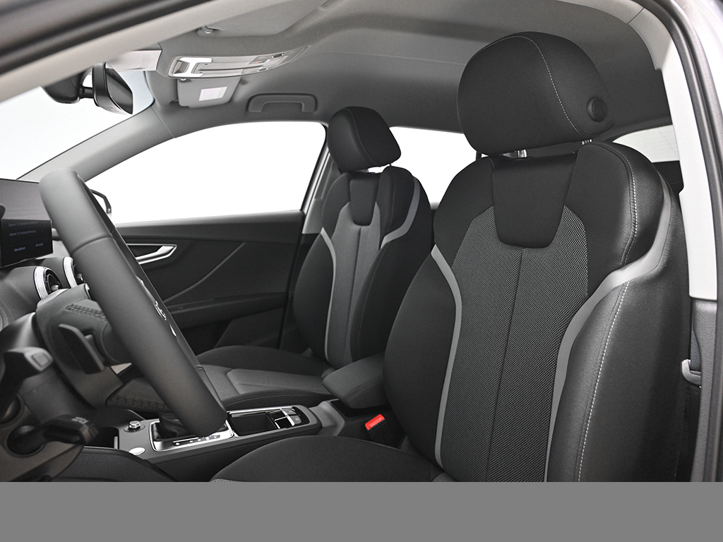 Audi Q2 35 TFSI S tronic advanced AHK+Sonnenschutzverglasung+Komfortpaket