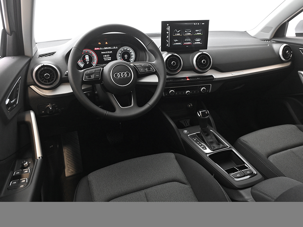 Audi Q2  advanced 35 s tronic AHK eKLAPPE CAM LM17