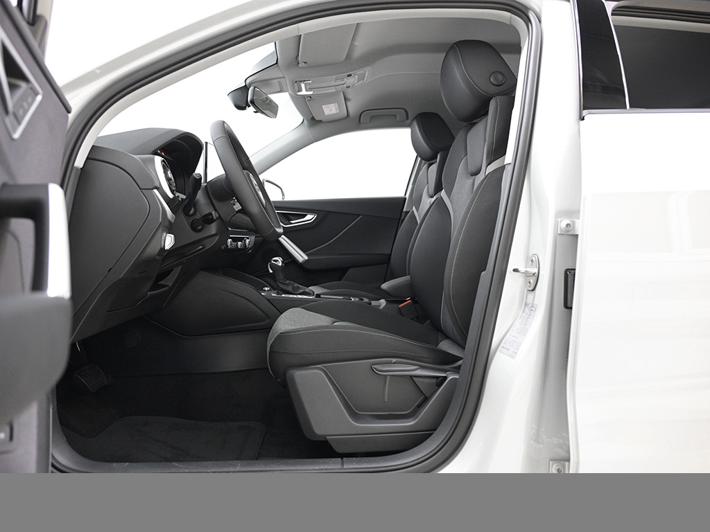 Audi Q2 35 TFSI S tronic advanced AHK+Sonnenschutzverglasung+Komfortpaket